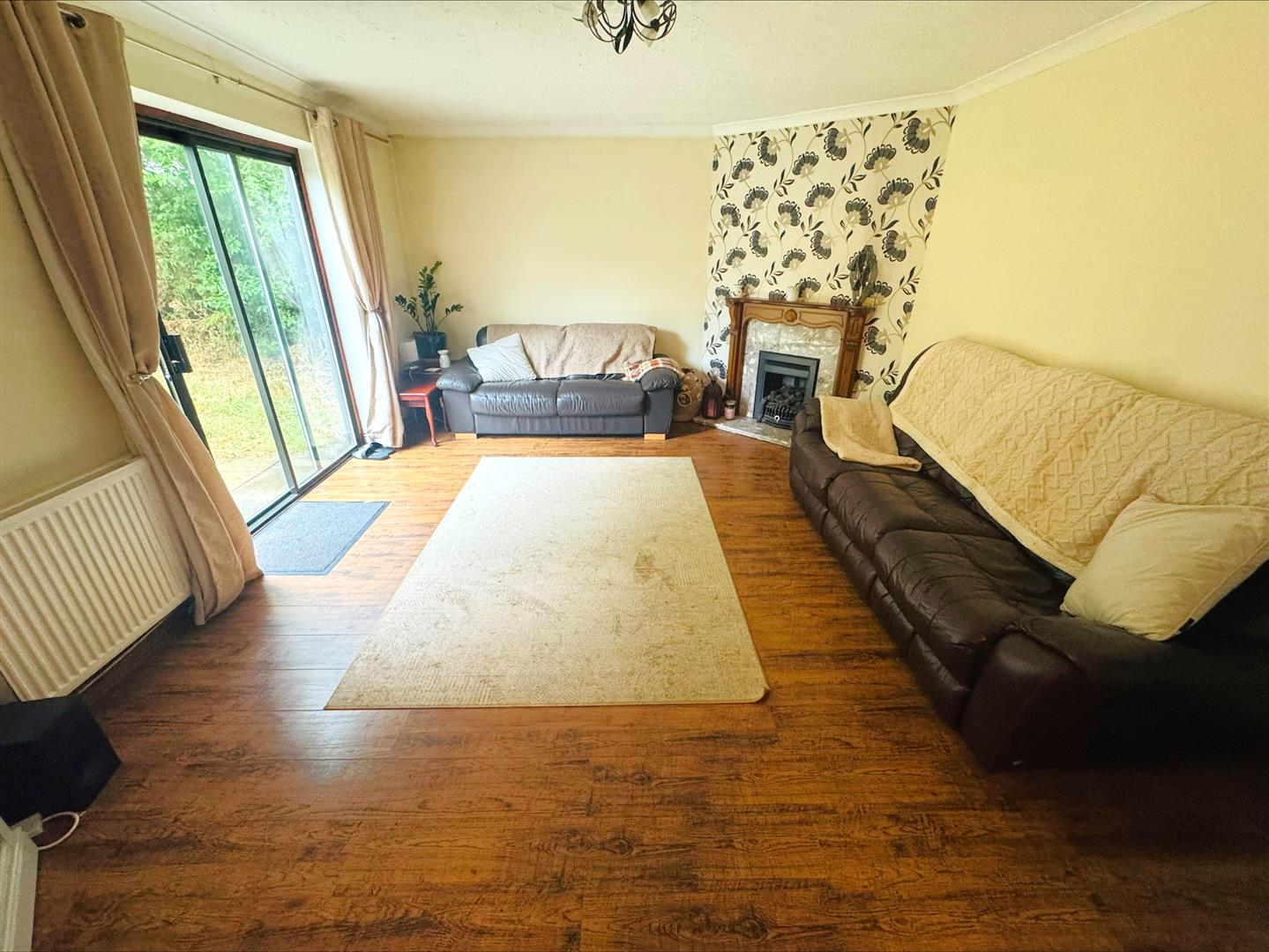Llys Cilsaig, Dafen, Llanelli, SA14 8QT